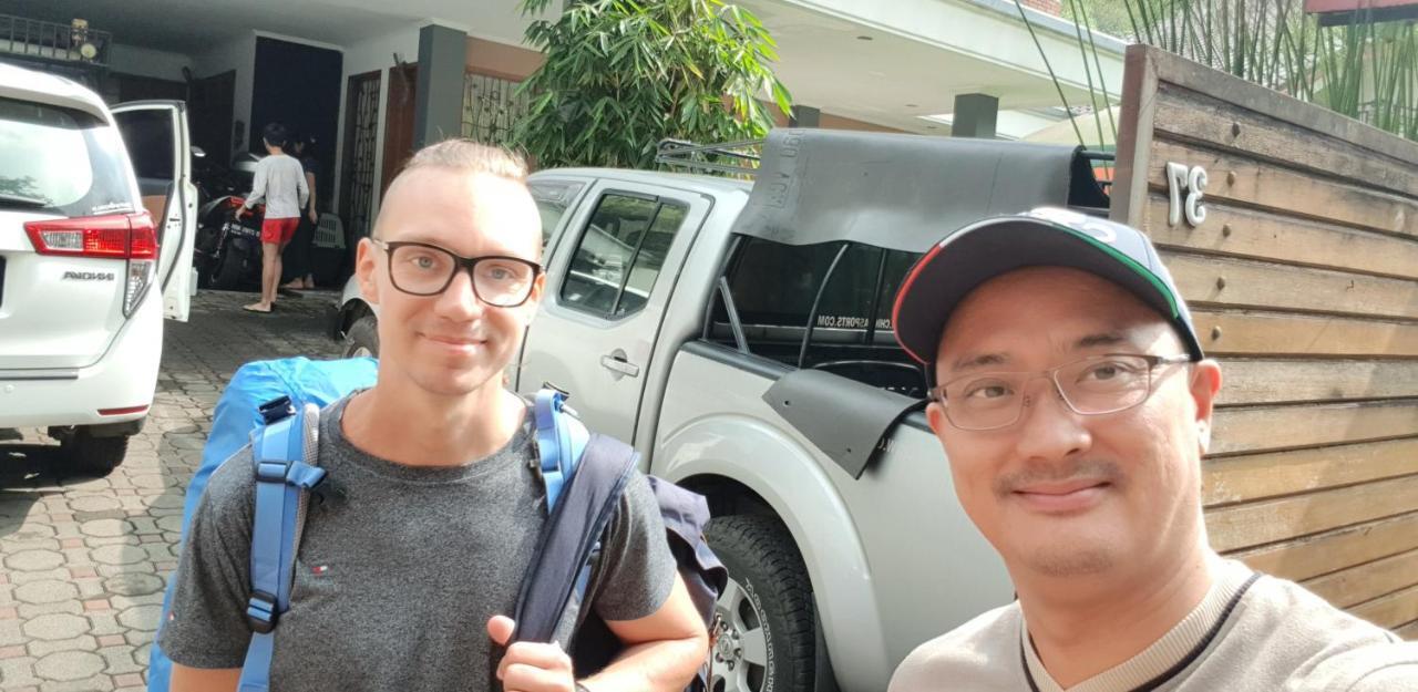特利尼迪民宿 伦邦 外观 照片